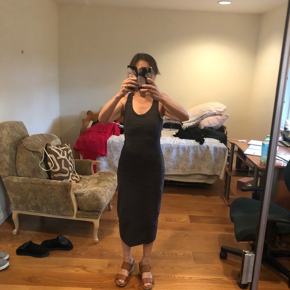 Dress - Picture 5 of 6